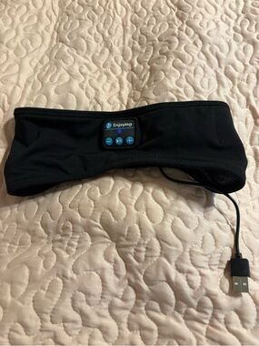 Wireless Bluetooth Black Headband with Controls